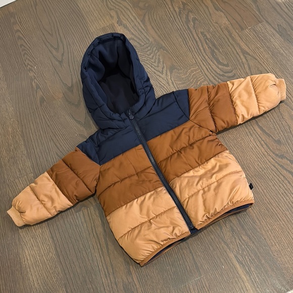 babyGap ColdControl Colorblock Puffer Jacket - Picture 2 of 7